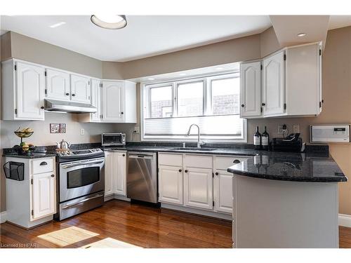 21 Neal Avenue, Stratford, ON - Indoor Photo Showing Kitchen With Double Sink