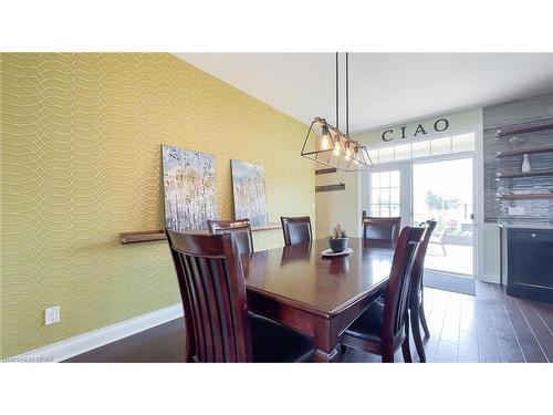 24 Thimbleweed Drive, Bayfield, ON - Indoor Photo Showing Dining Room