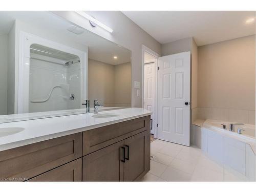 139 Mill Race Crescent, St. Jacobs, ON - Indoor Photo Showing Bathroom