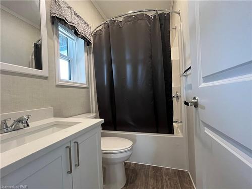 Lot 8-77683 Bluewater Highway, Central Huron, ON - Indoor Photo Showing Bathroom