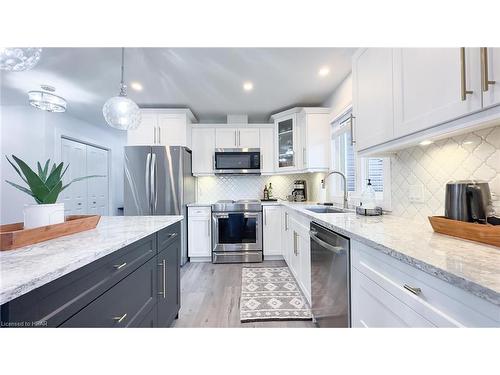 14 Blue Boulevard, Ashfield-Colborne-Wawanosh, ON - Indoor Photo Showing Kitchen With Upgraded Kitchen