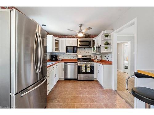 33 Keith Crescent, Bayfield, ON - Indoor Photo Showing Kitchen With Stainless Steel Kitchen