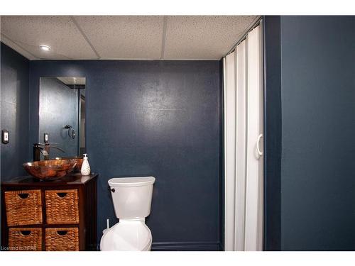 85 Huron Road, Mitchell, ON - Indoor Photo Showing Bathroom