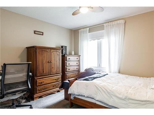 487 West Gore Street, Stratford, ON - Indoor Photo Showing Bedroom
