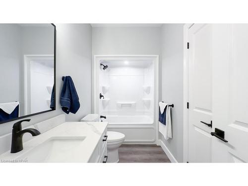 138 Kingfisher Lane, Goderich, ON - Indoor Photo Showing Bathroom