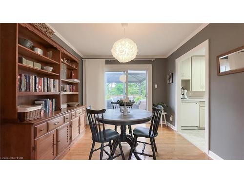 86 Blake Street E, Goderich, ON - Indoor Photo Showing Dining Room