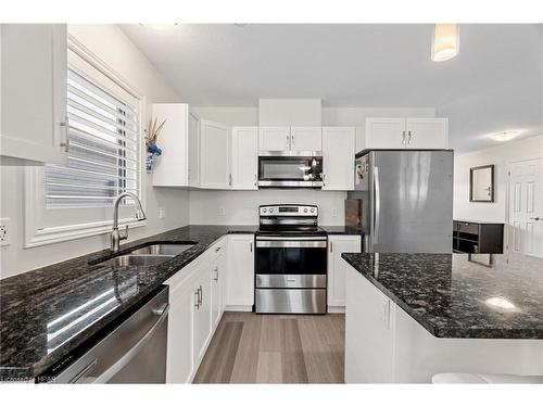 196 Lake Breeze Drive, Ashfield-Colborne-Wawanosh, ON - Indoor Photo Showing Kitchen With Double Sink With Upgraded Kitchen