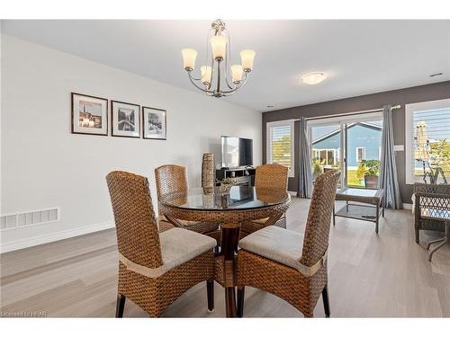 196 Lake Breeze Drive, Ashfield-Colborne-Wawanosh, ON - Indoor Photo Showing Dining Room