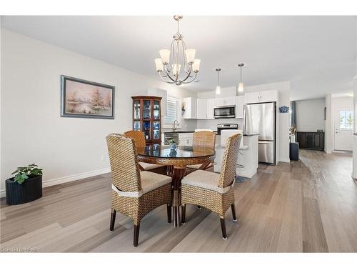 196 Lake Breeze Drive, Ashfield-Colborne-Wawanosh, ON - Indoor Photo Showing Dining Room