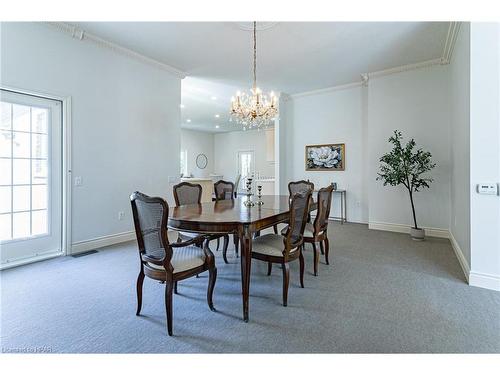 17-59 Eagle Drive, Stratford, ON - Indoor Photo Showing Dining Room