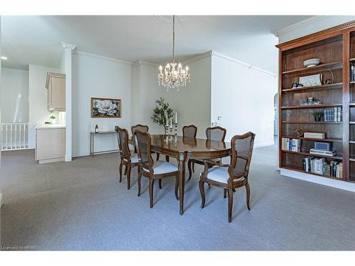 17-59 Eagle Drive, Stratford, ON - Indoor Photo Showing Dining Room