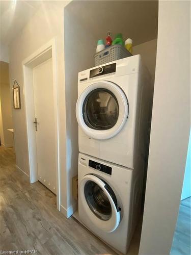 320-257 Hemlock Street, Waterloo, ON - Indoor Photo Showing Laundry Room