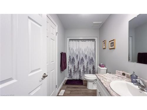 86 Huron Heights Drive N, Ashfield-Colborne-Wawanosh, ON - Indoor Photo Showing Bathroom