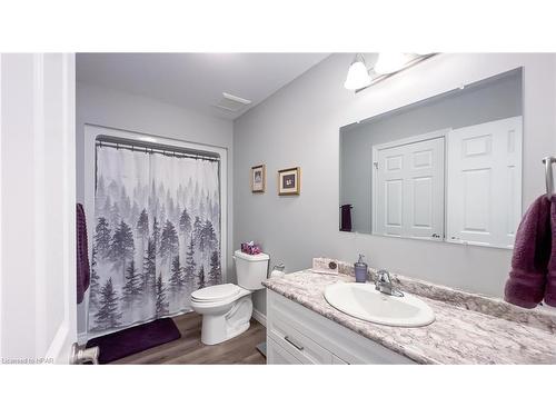 86 Huron Heights Drive N, Ashfield-Colborne-Wawanosh, ON - Indoor Photo Showing Bathroom