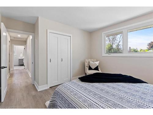 311 Redford Crescent, Stratford, ON - Indoor Photo Showing Bedroom