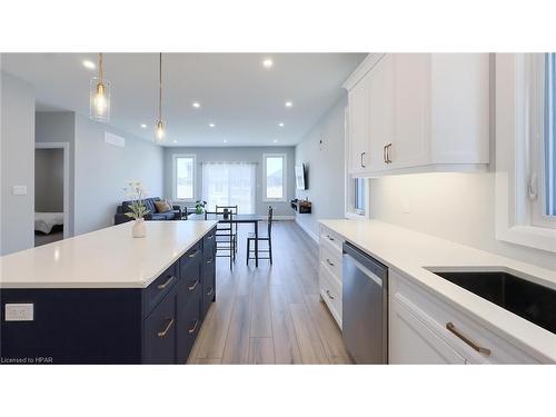 138 Severn Drive, Goderich, ON - Indoor Photo Showing Kitchen With Upgraded Kitchen