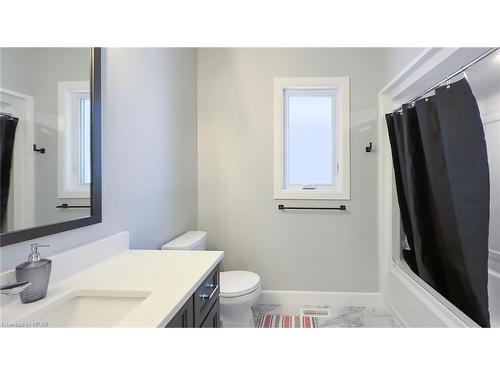 138 Severn Drive, Goderich, ON - Indoor Photo Showing Bathroom