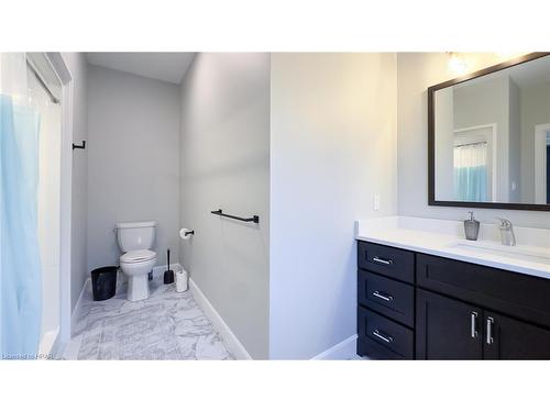 138 Severn Drive, Goderich, ON - Indoor Photo Showing Bathroom