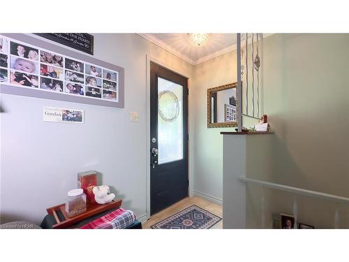 210 South Street, Goderich, ON - Indoor Photo Showing Living Room