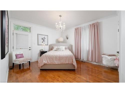 387124 20Th Sideroad, Mono, ON - Indoor Photo Showing Bedroom