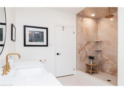 387124 20Th Sideroad, Mono, ON - Indoor Photo Showing Bathroom