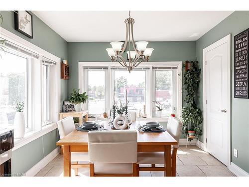 152 St Patrick Street, Stratford, ON - Indoor Photo Showing Dining Room