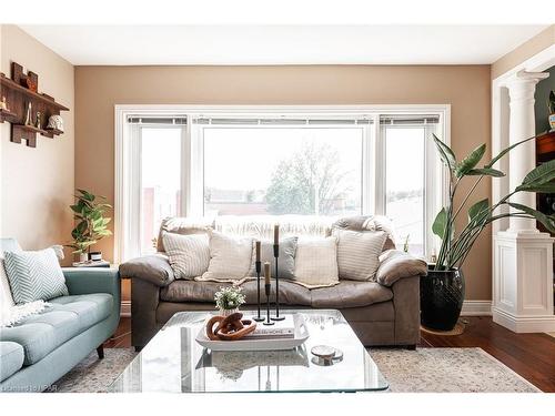 152 St Patrick Street, Stratford, ON - Indoor Photo Showing Living Room