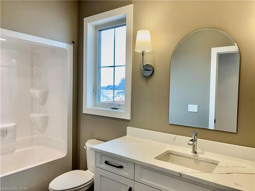 115 Glass Street, St. Marys, ON - Indoor Photo Showing Bathroom