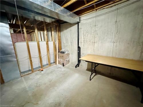18-20 Southvale Road, St. Marys, ON - Indoor Photo Showing Basement