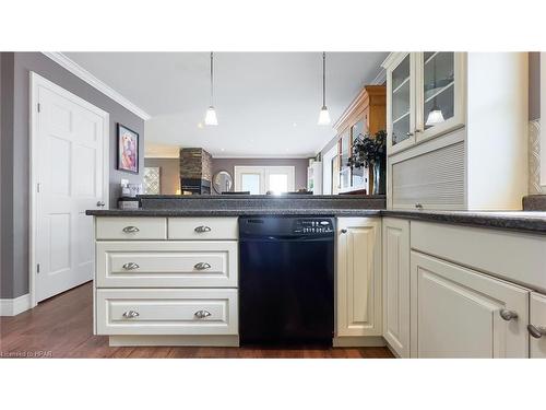 111 Market Street, Seaforth, ON - Indoor Photo Showing Kitchen