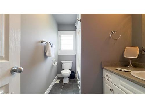 111 Market Street, Seaforth, ON - Indoor Photo Showing Bathroom