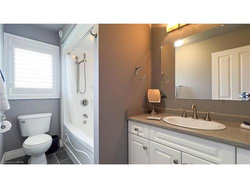 111 Market Street, Seaforth, ON - Indoor Photo Showing Bathroom