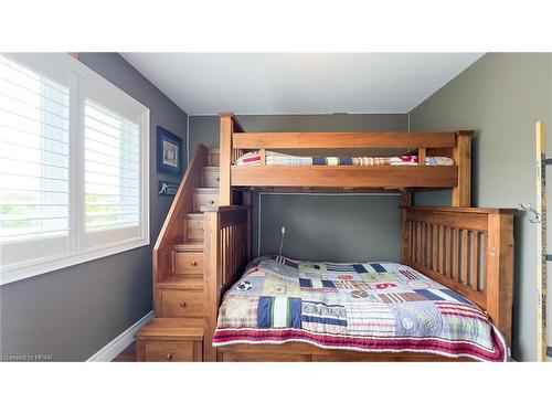 111 Market Street, Seaforth, ON - Indoor Photo Showing Bedroom