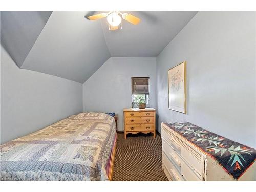 155 Quebec Street, Goderich, ON - Indoor Photo Showing Bedroom