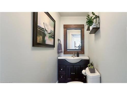34 Cambria Road N, Goderich, ON - Indoor Photo Showing Bathroom