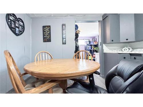 3064 Patrick Street, Fordwich, ON - Indoor Photo Showing Dining Room