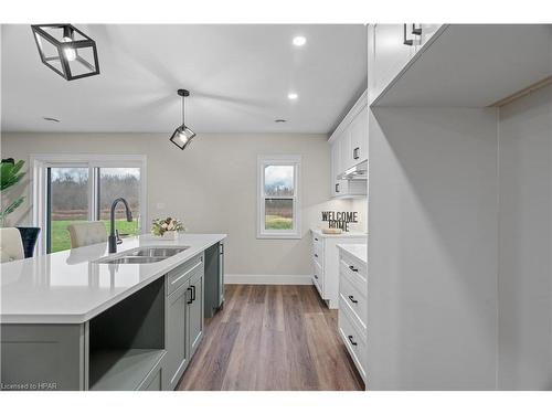 137 Victoria Avenue E, Crediton, ON - Indoor Photo Showing Kitchen With Double Sink