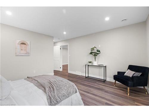 137 Victoria Avenue E, Crediton, ON - Indoor Photo Showing Bedroom