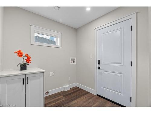 137 Victoria Avenue E, Crediton, ON - Indoor Photo Showing Other Room