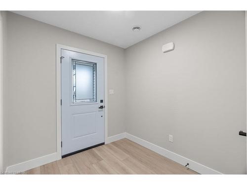 135 Victoria Avenue E, Crediton, ON - Indoor Photo Showing Other Room