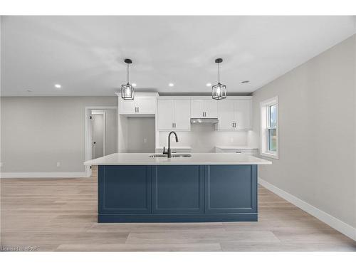 135 Victoria Avenue E, Crediton, ON - Indoor Photo Showing Kitchen With Upgraded Kitchen