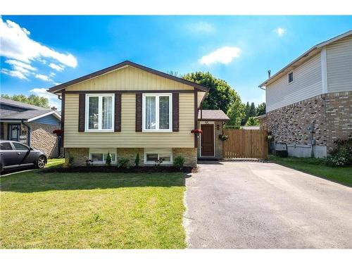 95 Country Hill Drive, Kitchener, ON - Outdoor