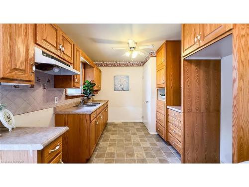 192 Mary Street, Goderich, ON - Indoor Photo Showing Kitchen With Double Sink