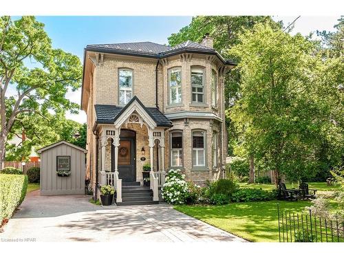 94 Hibernia Street, Stratford, ON - Outdoor With Facade