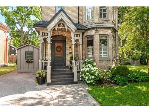 94 Hibernia Street, Stratford, ON - Outdoor With Facade