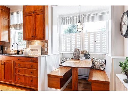 94 Hibernia Street, Stratford, ON - Indoor Photo Showing Kitchen