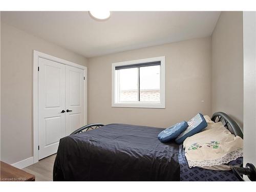 234 Matheson Drive, Mitchell, ON - Indoor Photo Showing Bedroom