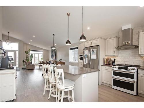 234 Matheson Drive, Mitchell, ON - Indoor Photo Showing Kitchen With Upgraded Kitchen