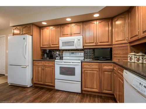 3347 164 Road, West Perth, ON - Indoor Photo Showing Kitchen