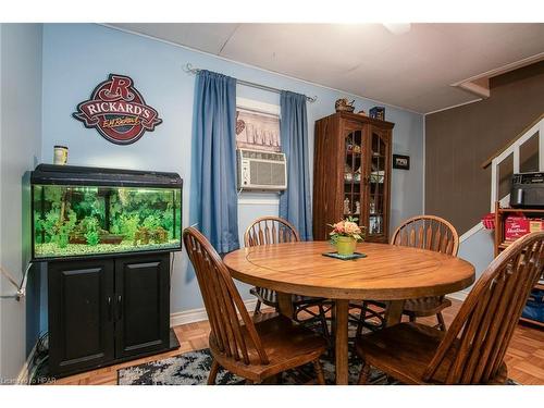 51 Dunlop Street, Clinton, ON - Indoor Photo Showing Dining Room